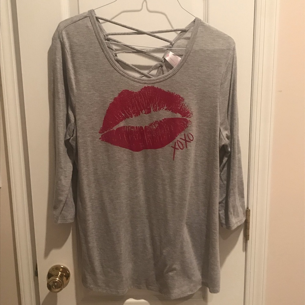 No Boundaries XOXO LATTICE BACK TOP 3XL